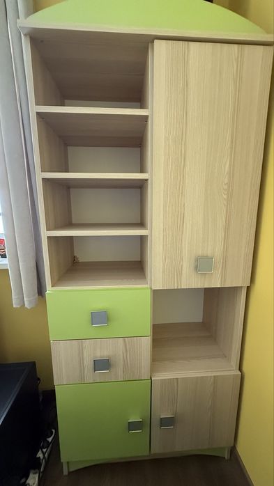 Meble do pokoju dziecięcego/młodzieżowego