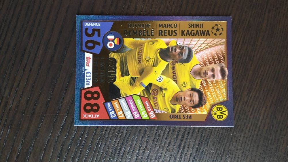 Cartões de futebol edição limitada