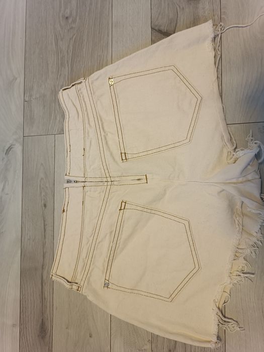 Spodenki szorty river island rozm. S-M