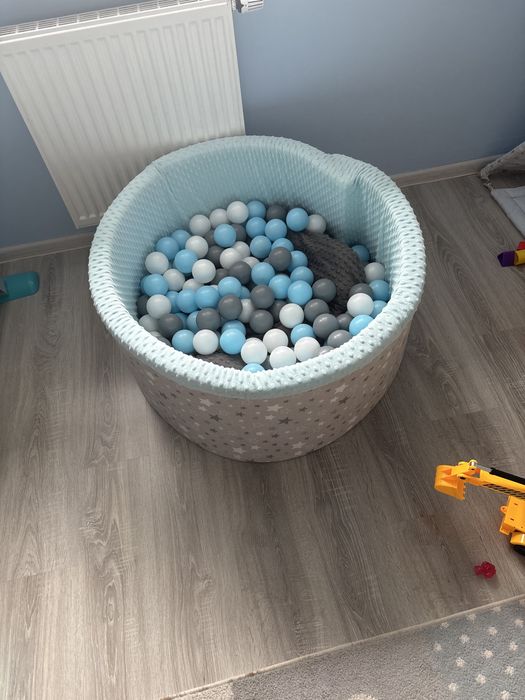 Basen na kulki szary niebieski bialy