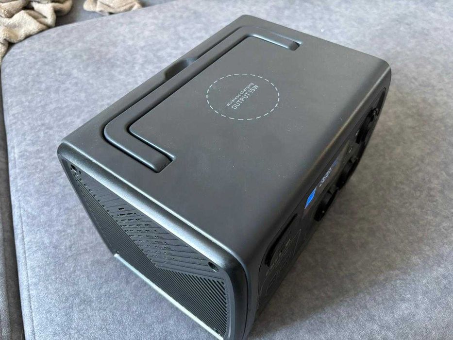 Зарядна станція Bluetti PowerOak EB55, 700 Вт, 537 Вт*год