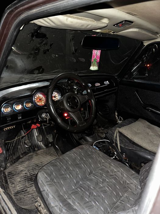 Продам хорошую ваз 2106