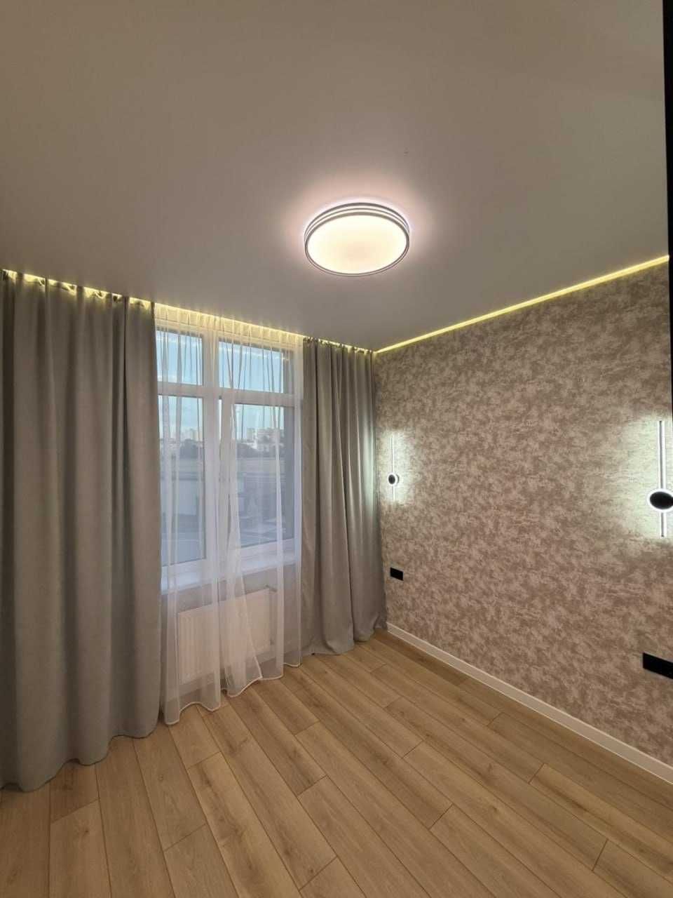 Продам 2 комн.кв. ЖК 61 Жемчужина (евродвушка)код(172-845)