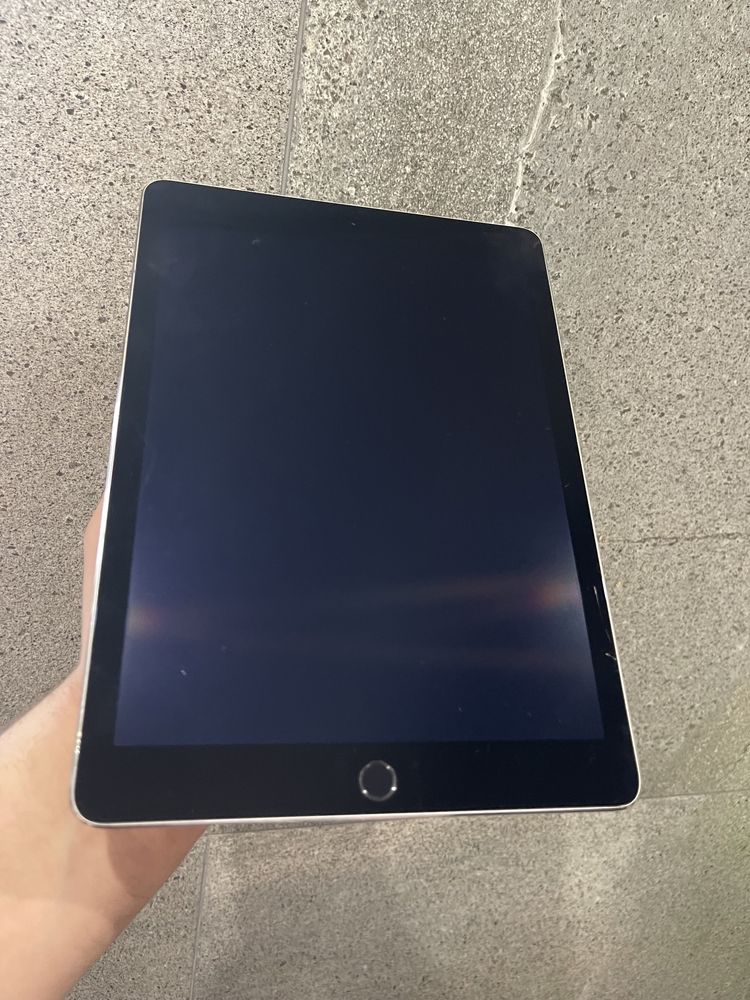 iPad Air 2 16gb Wi-Fi Gray (102)