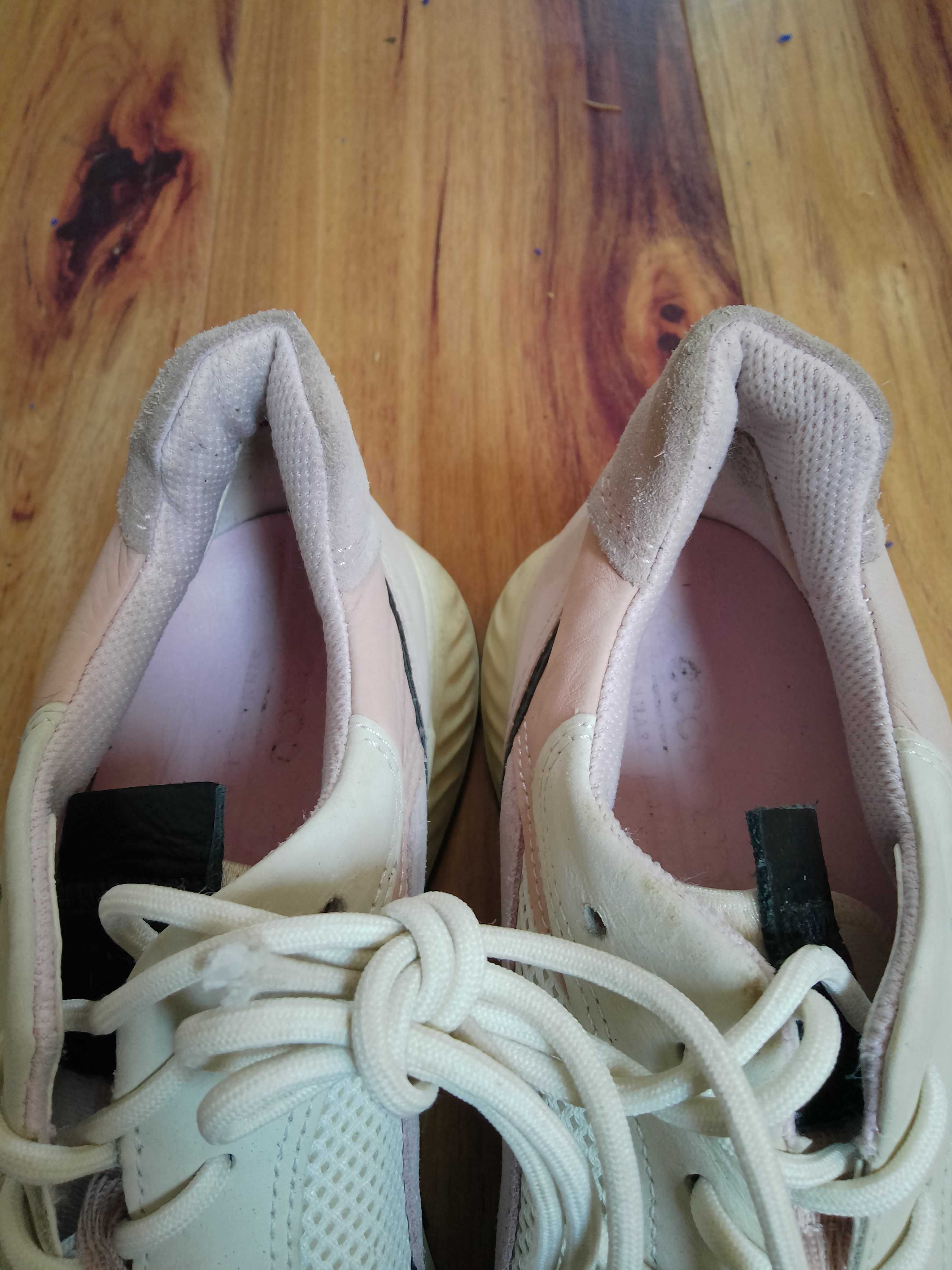 Ecco ST.1 sneakersy roz 38 bdb stan