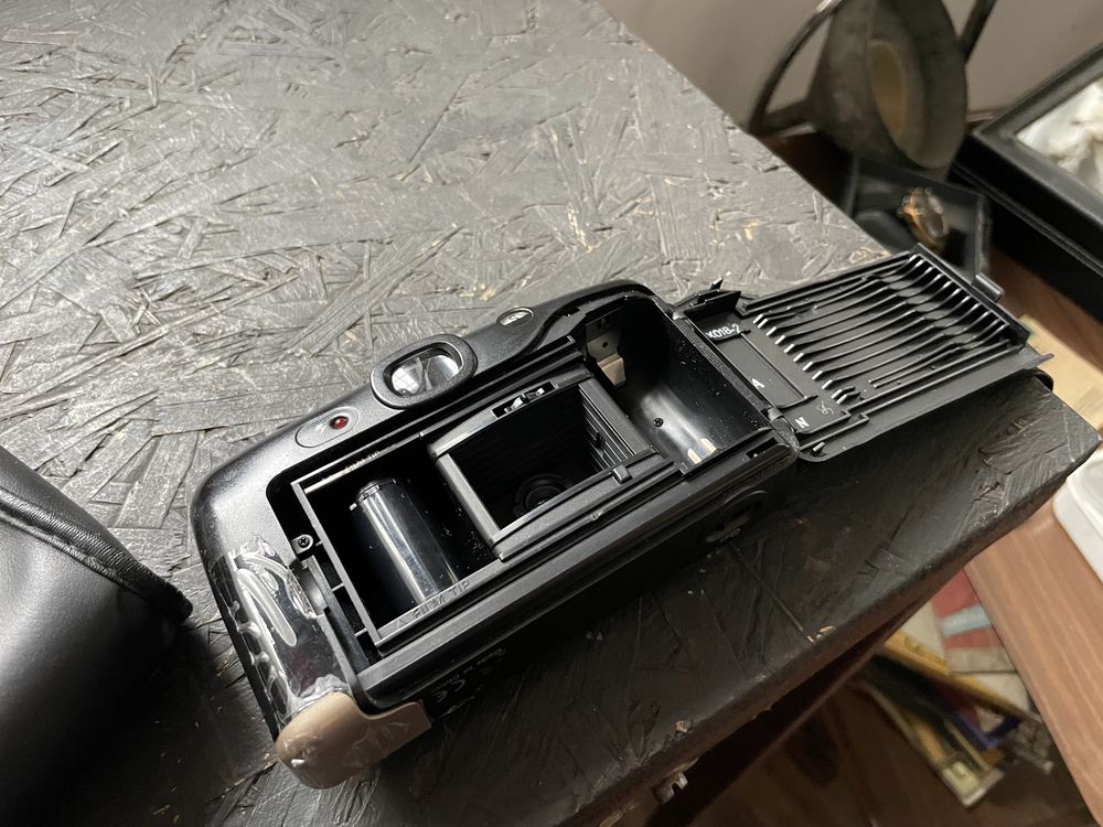 Polaroid 2100 BF aparat analogowy retro slask