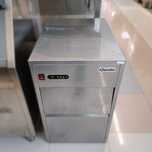 Máquina de gelo Bartscher cubo formato conico oco (prod. 25kg/24h)