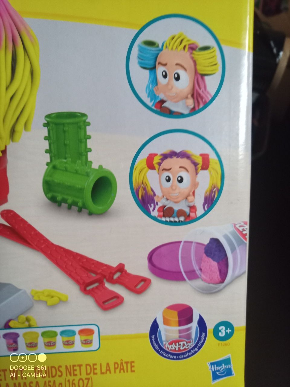 Nowa ciastolina playdoh fryzjer