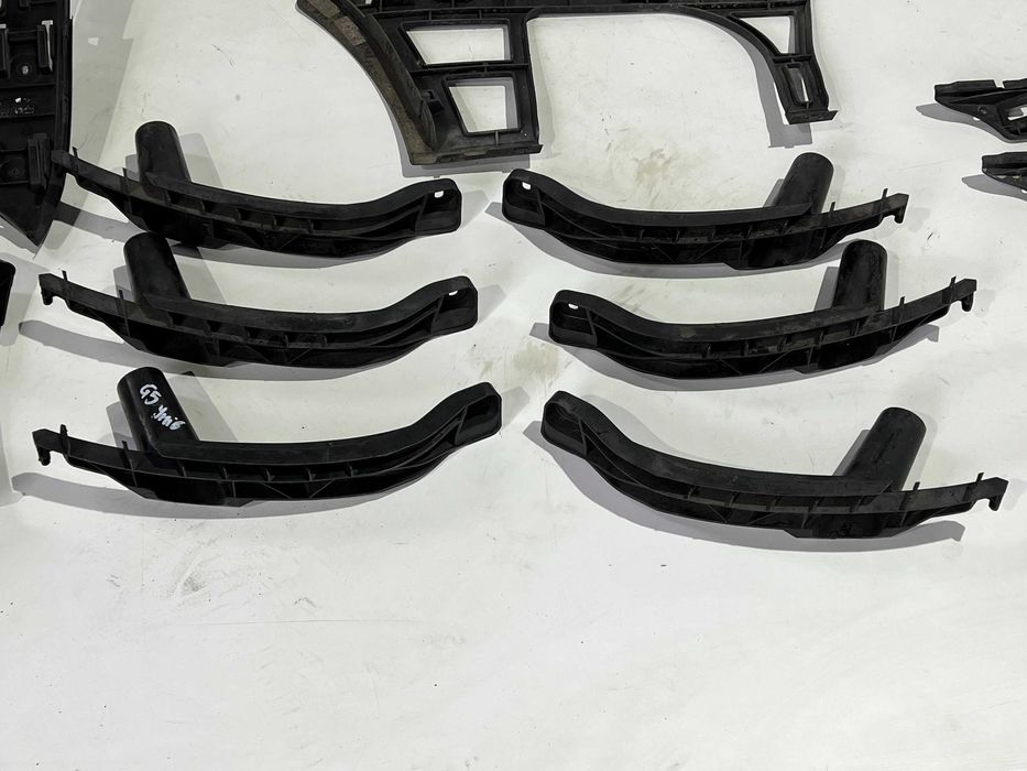 кронштейн бампера гольф 5 крепление бампера golf 5 6 кріплення