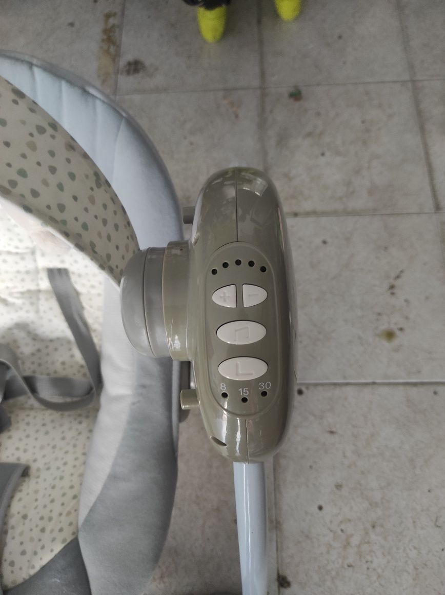 Cadeira baloiço para bebê