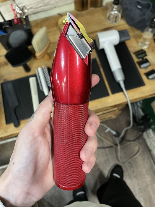 Машинка BaByliss PRO FX8700RE Red FX