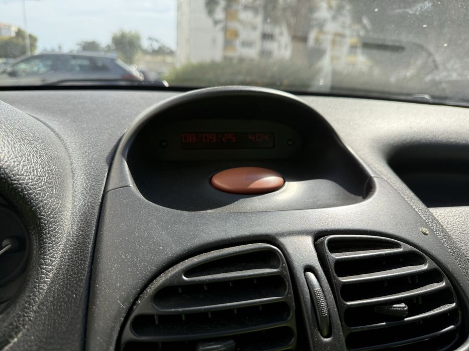 Peugeot 206 sem problemas 150mil km