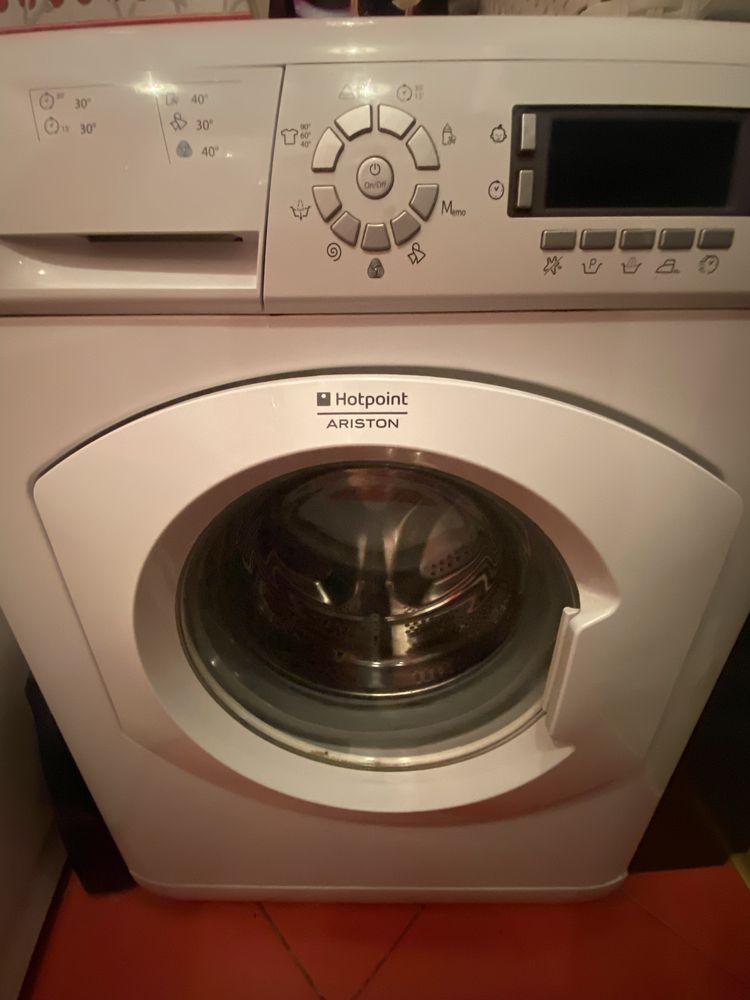 Пральна машина Hotpoint Ariston ARSD 109