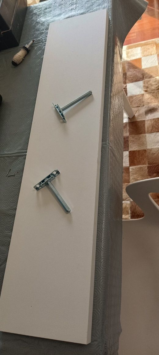 Móvel suspenso + prateleira novos