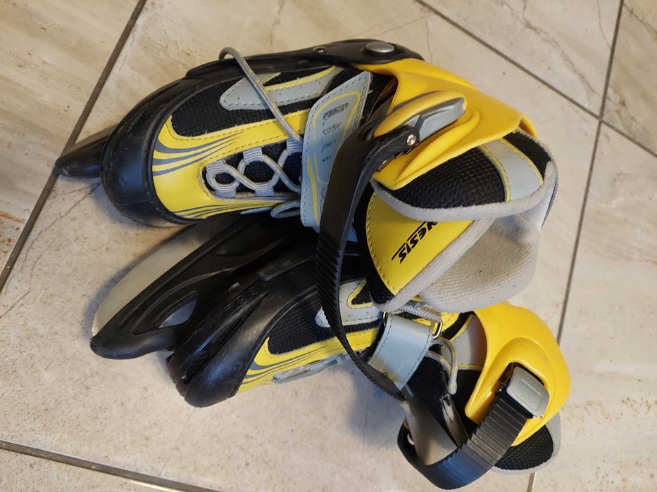 Łyżwy regulowane 30-33