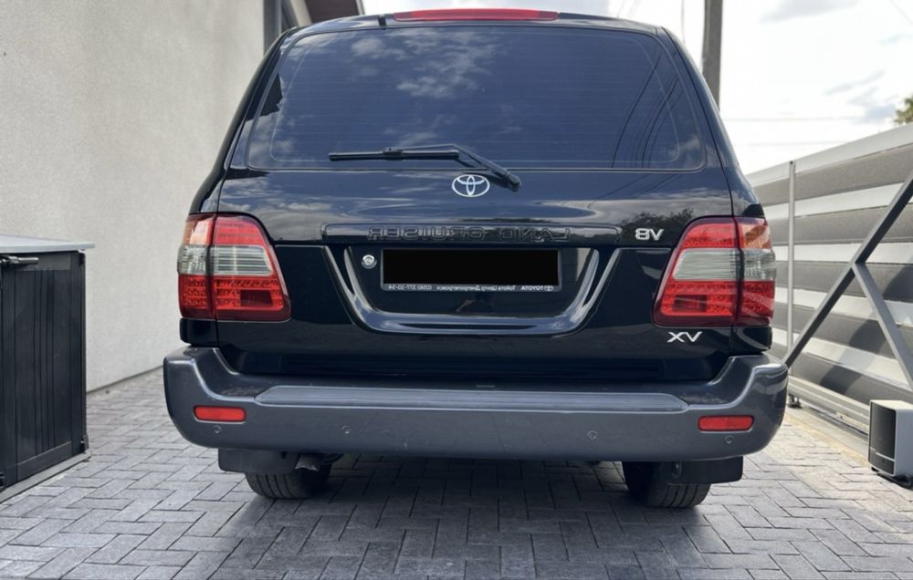 Toyota Land Cruiser 100 VX