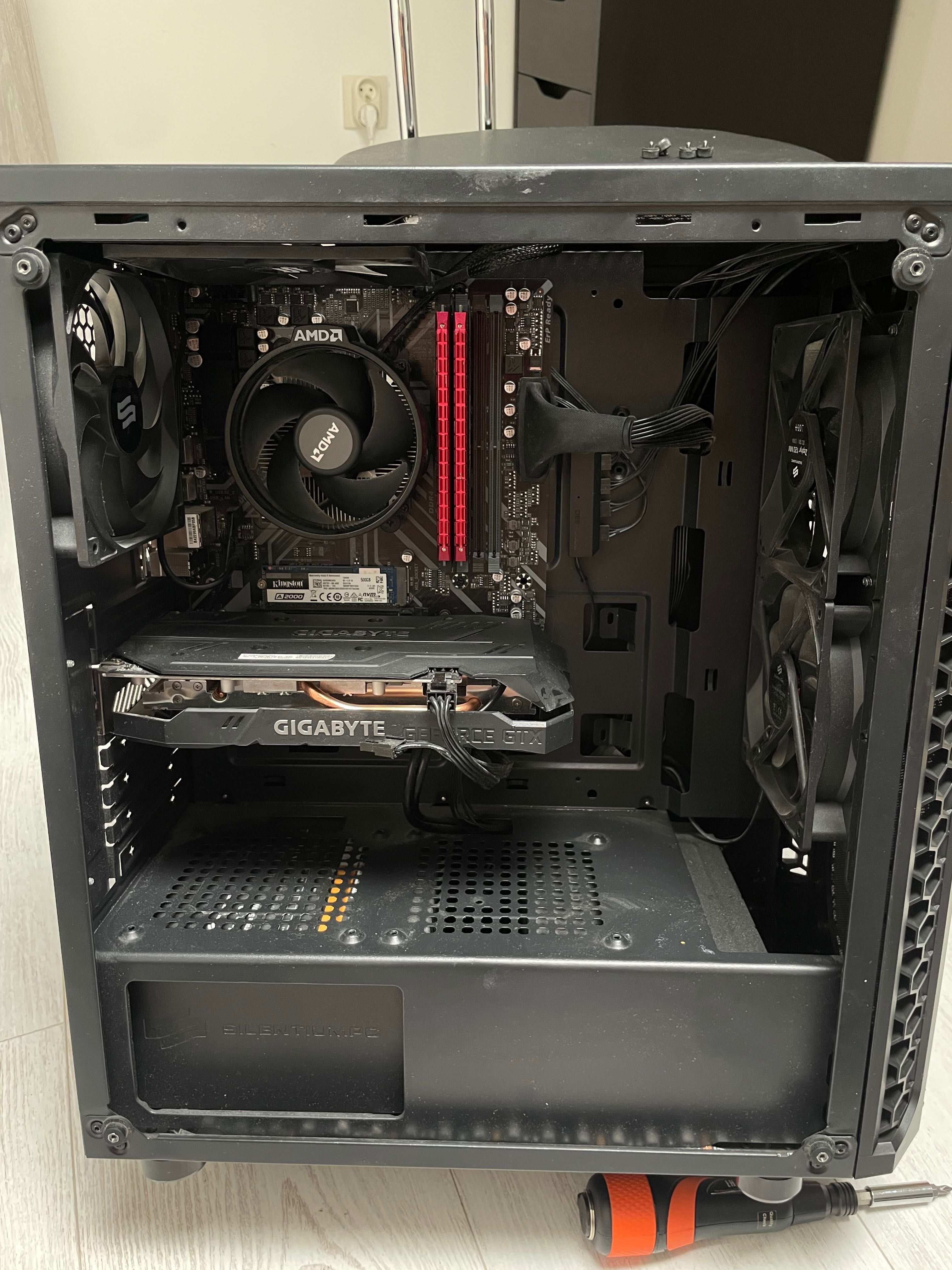 Komputer stacjonarny Gamingowy AMD Ryzen 5 2600 GeForce GTX 1650 SUPER