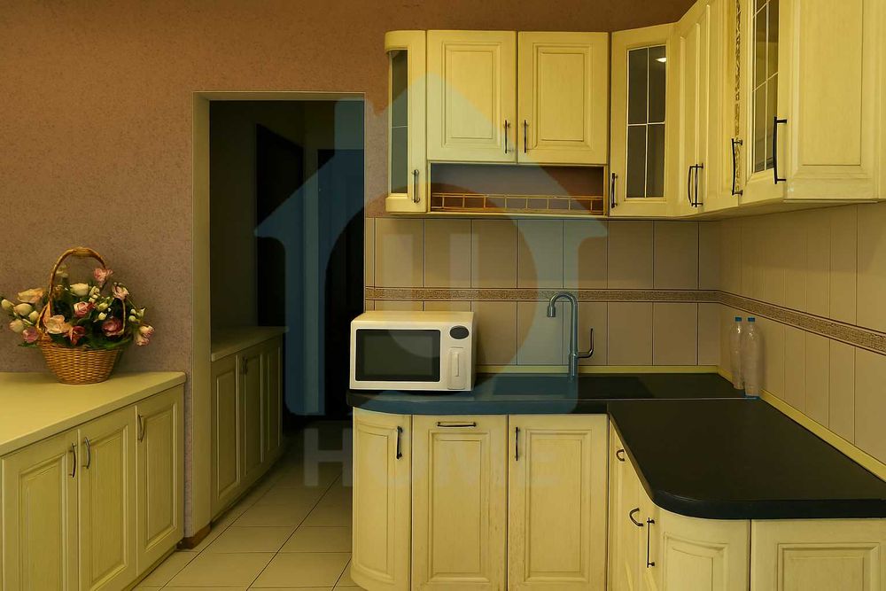 Продаж 3-к квартири з ремонтом у Святошинському р-н (вул. Симиренка).