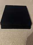PlayStation 4 plus 4 Gry