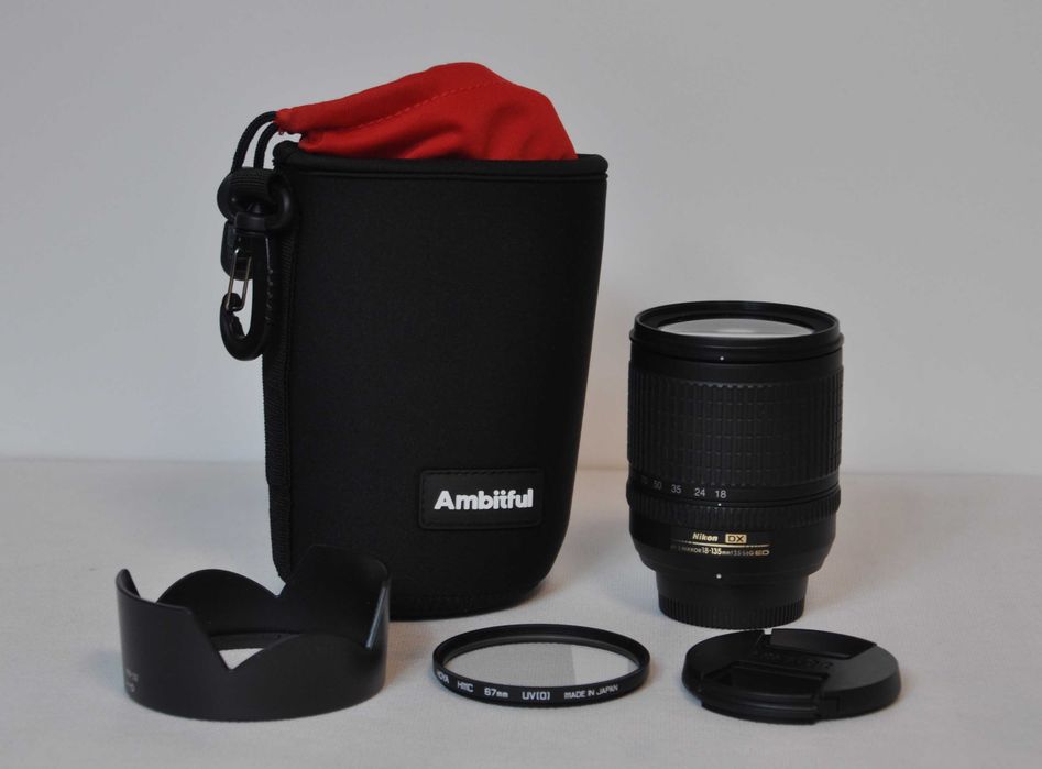 Lustrzanka Nikon dslr D3100 + 2 obiektywy nikkor 18-135 mm + 55-200 mm