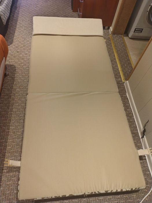 Fotel rozkładany z funkcją spania