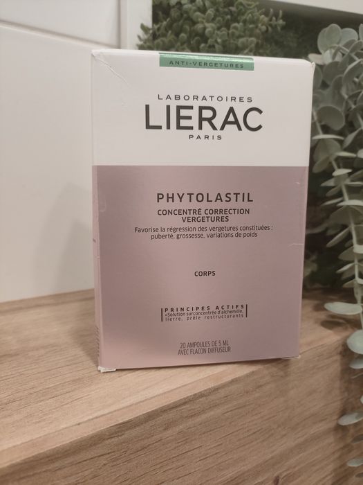 Koncentrat na rozstępy Lierac ampułki 20 szt. oryginalne opakowanie