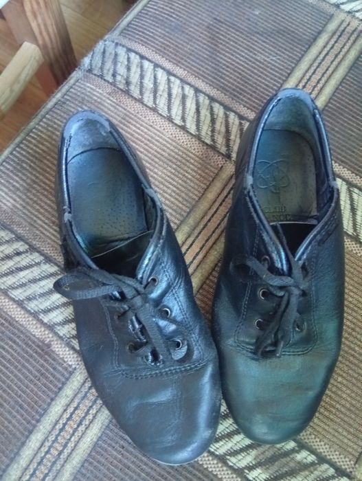 Туфлі для бальних танців