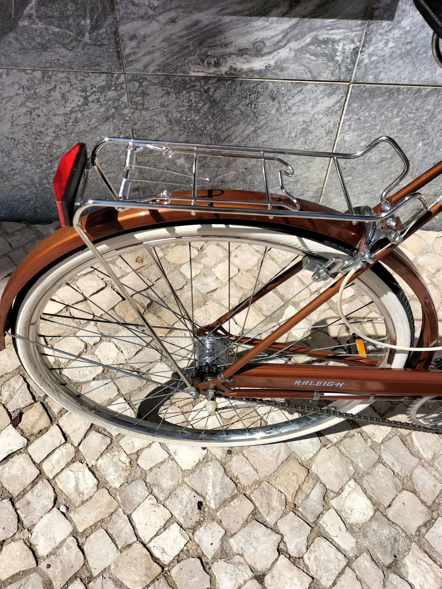 Bicicleta pasteleira Raleigh vintage, roda 26