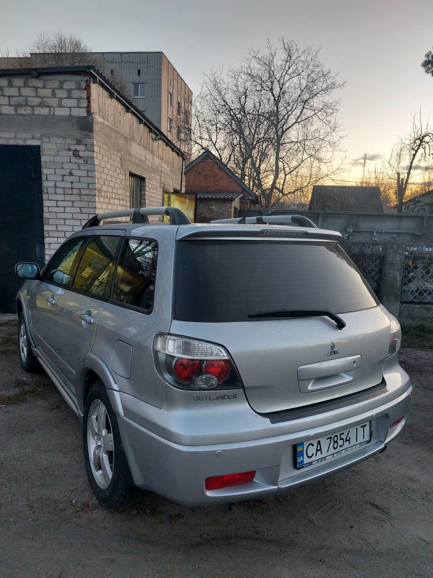 Mitsubishi Outlander 2007, 2.0 Газ.