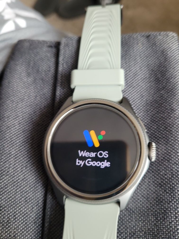 Tic Watch PRO 5 Enduro.