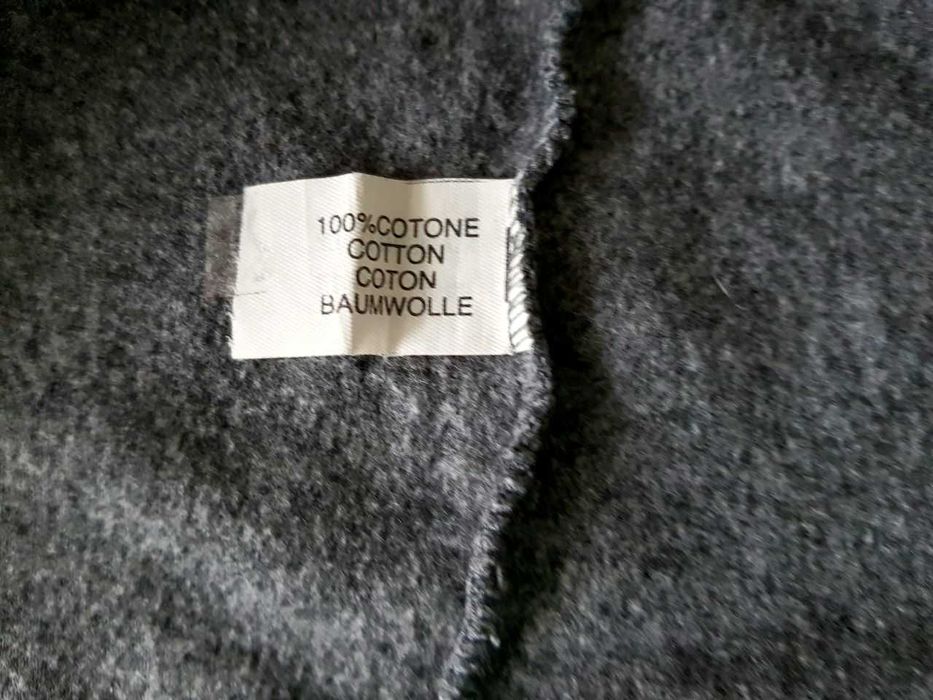 Темно-сірий чоловічій светр. Італія. Бавовна 100%.