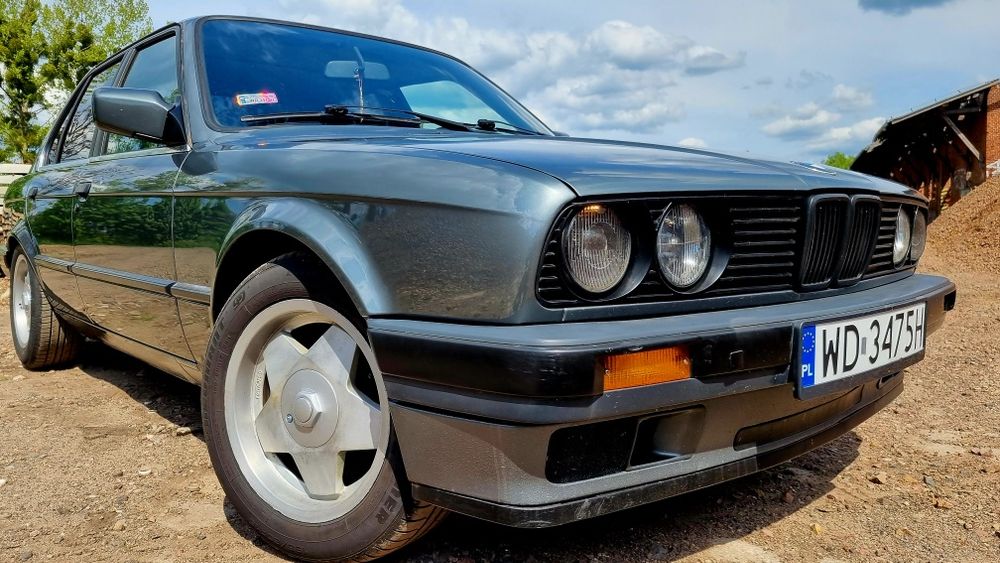 Bmw E30 Śliczna Doinwestowana 1.6 Sporty  Zamiana Na Autolawetę