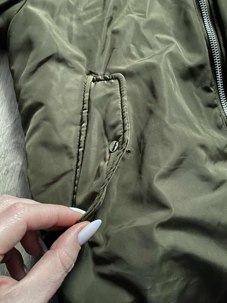 Zara бомбер куртка размер XS