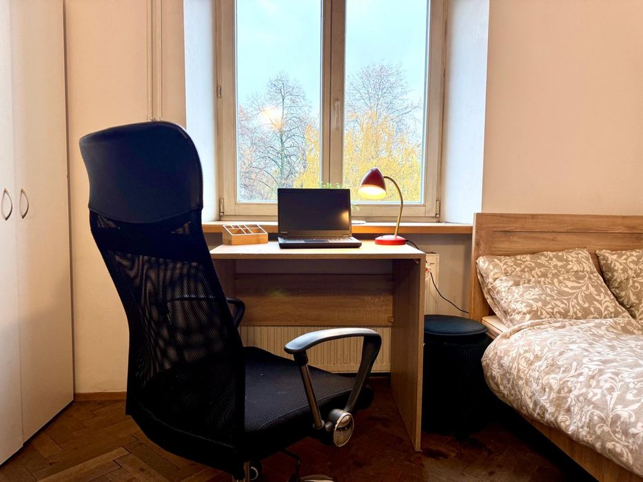 Magiczny Pokój w Sercu Krakowa / ul. Karmelicka 1 / Dostępna od ZARAZ