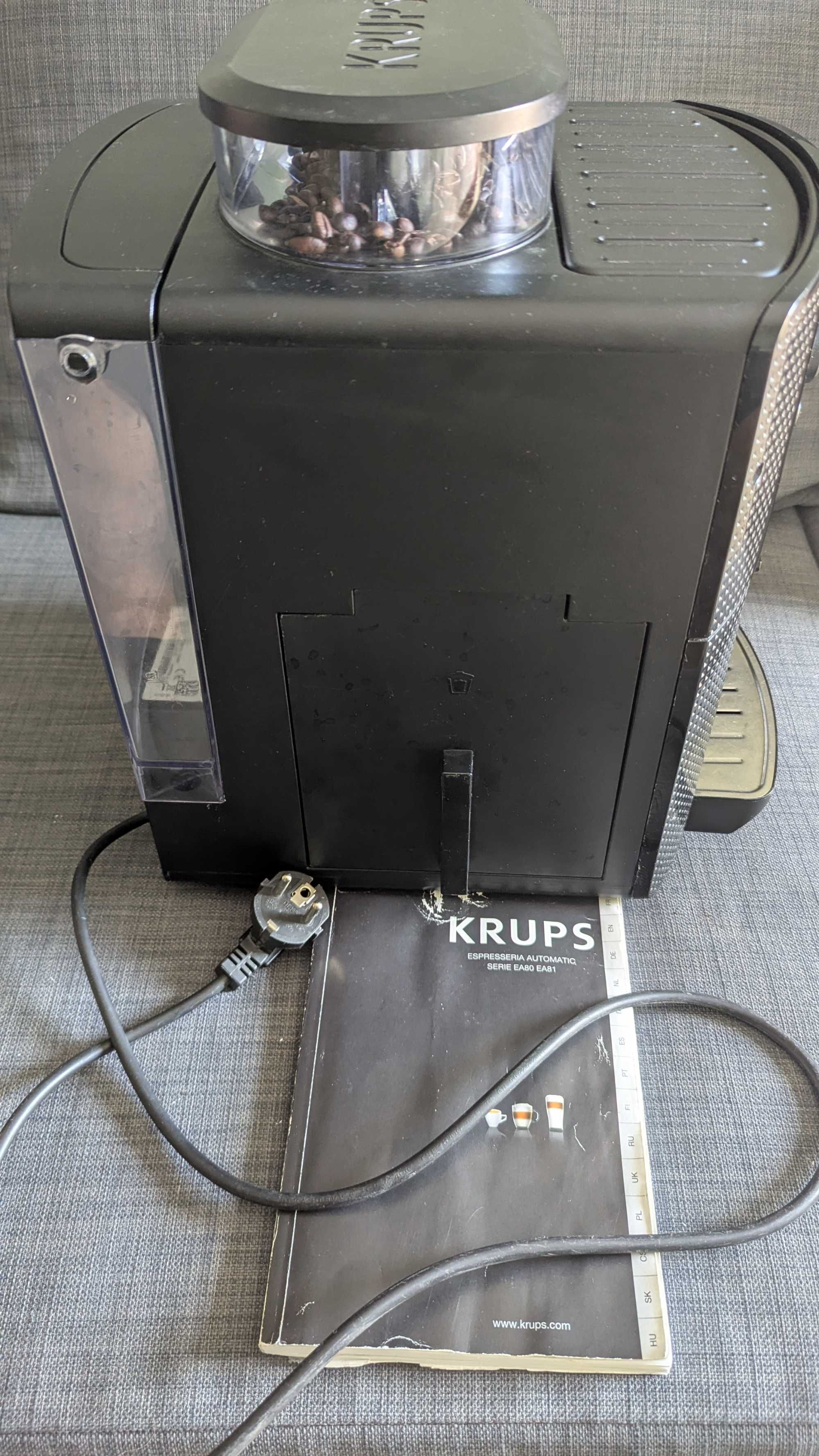 Ekspres automatyczny Krups EA81 z młynkiem sprawny, stan dobry