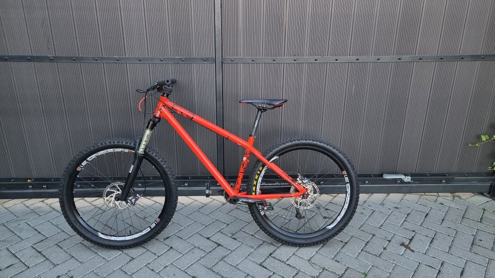 Ns surge  26" M  stan idealny  dirt,  street, mtb