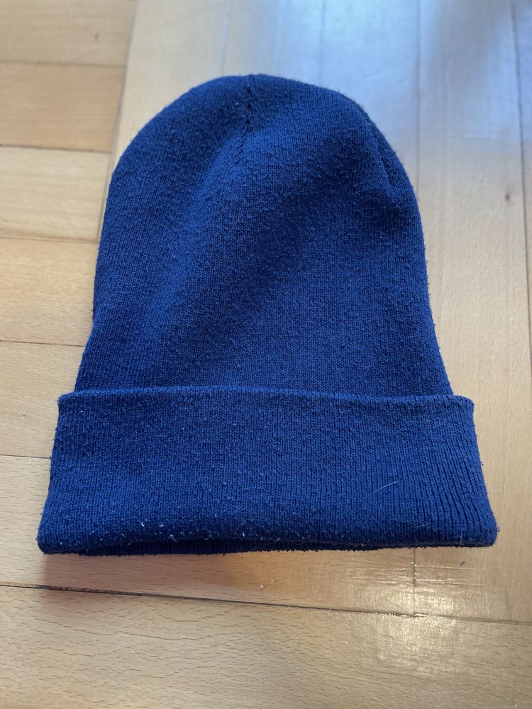 Granatowa czapka nike peak beanie