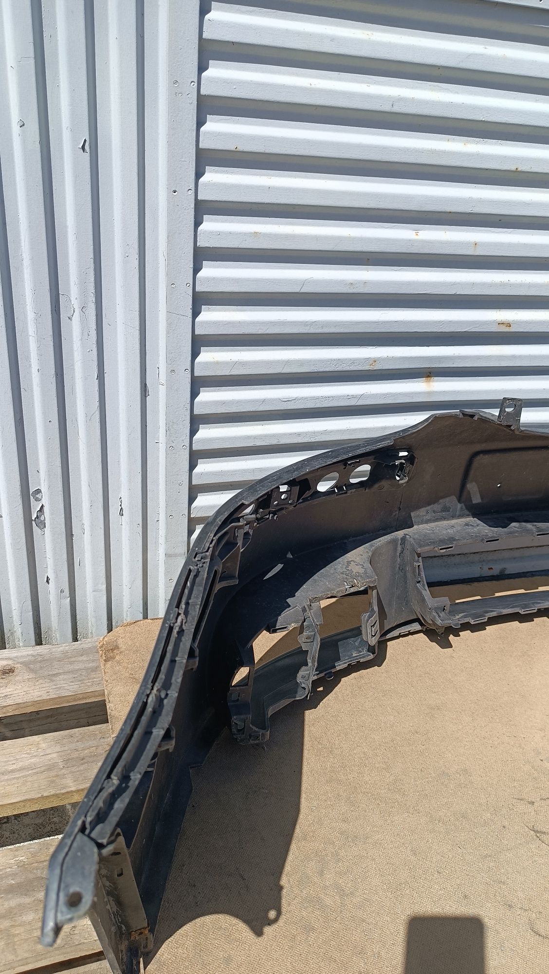 Vendo parachoque de frente VW golf 5 ano 2004/09