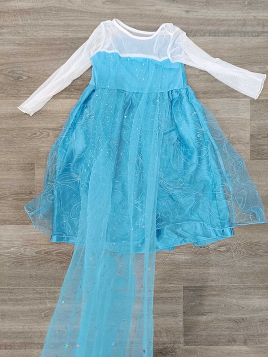 Strój na balik Elza r.110-122