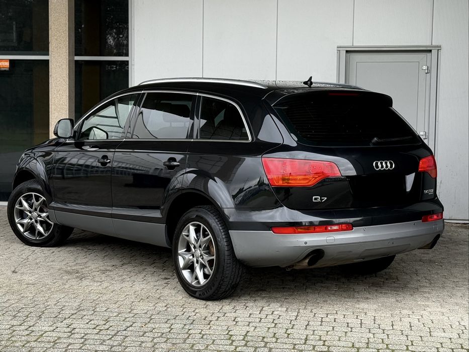 Audi Q7 3.0 TDI 233KM Quattro 4x4 7Osób *Navi*Skóra*Xenon*Alu*Hak