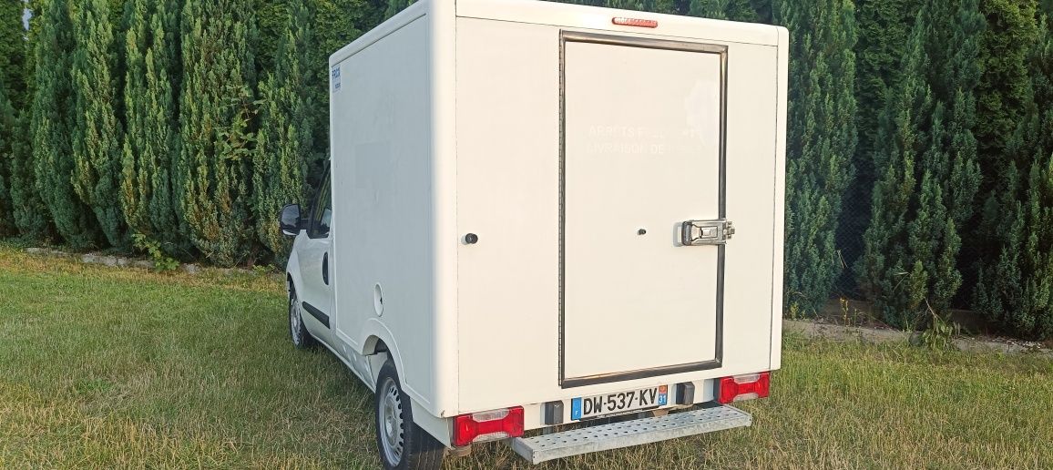 Fiat Doblo chlodnia mroźnia izoterma Lody mrożonki Fv 23%