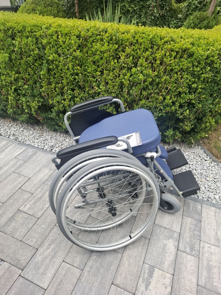 Wózek toaletowy aluminiowy