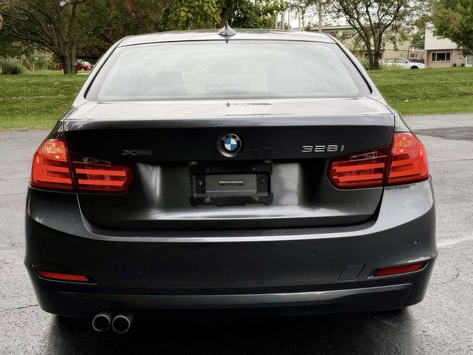 BMW 3 Series 328i xDrive      2015