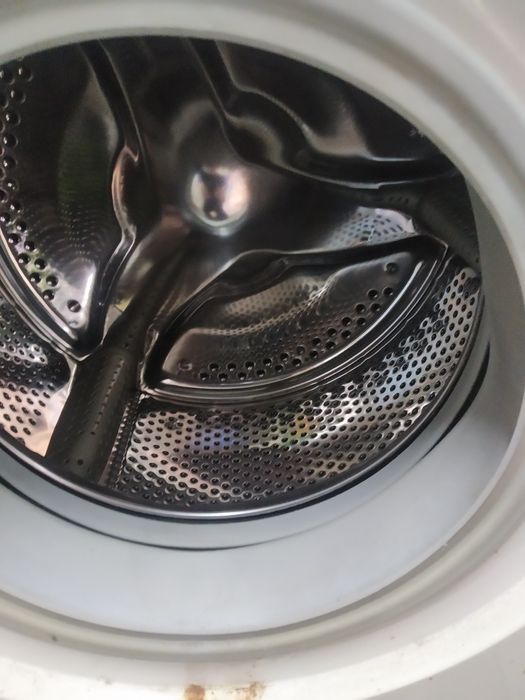 Продам пральну машину cande б/в.