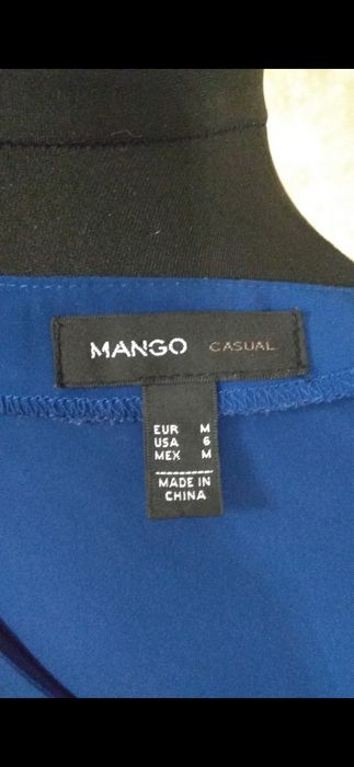 Сукня бренда Mango