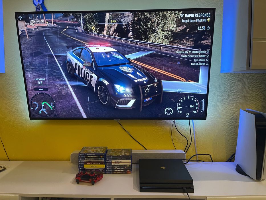 Sony PlayStation 4 PRO 1000gb в ідеальному стані на подарунок PS4