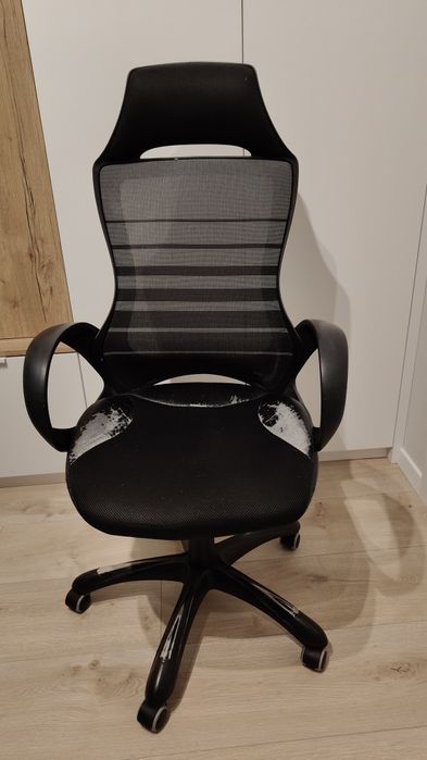 Fotel biurowy obrotowy