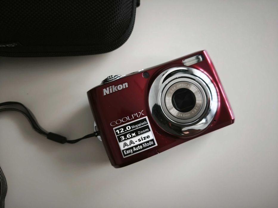 Aparat cyfrowy Nikon Coolpix L22 + pokrowiec