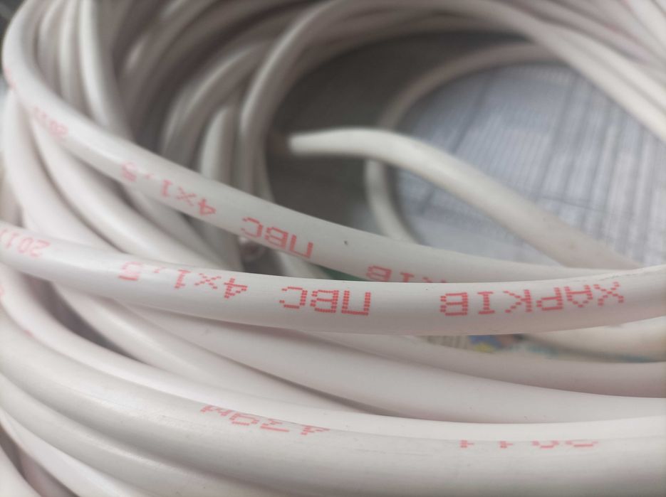 Кабель, провод ПВС  (4 х 1,5 мм²)