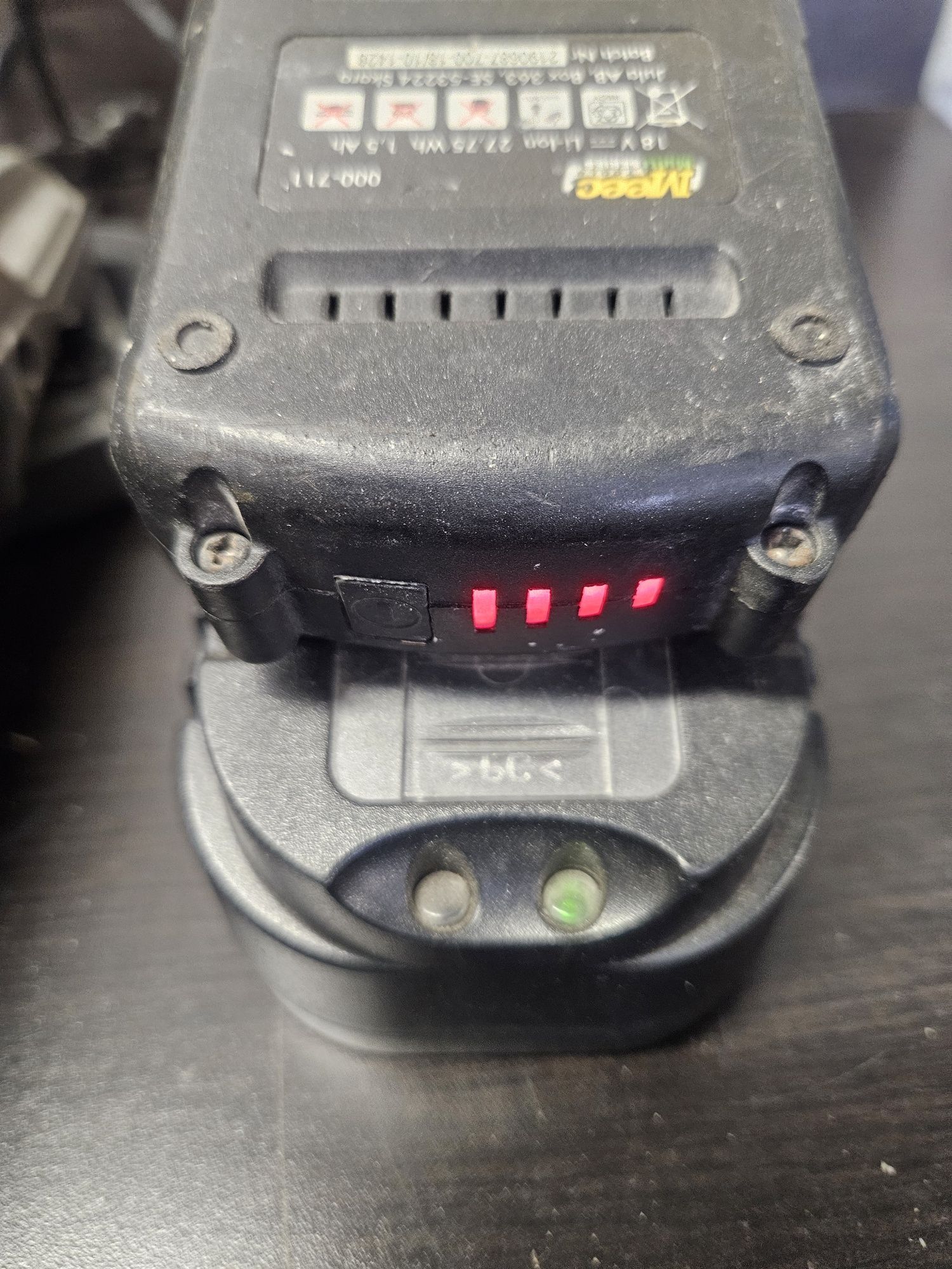Wkrętarka Meec Tools akumulatorem 1,5Ah 18V ładowarka